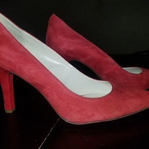 Anne Klein Faelyn Pumps